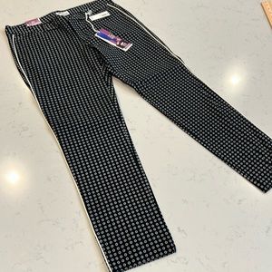 Old navy diva stretch cigarette style pants with side piping